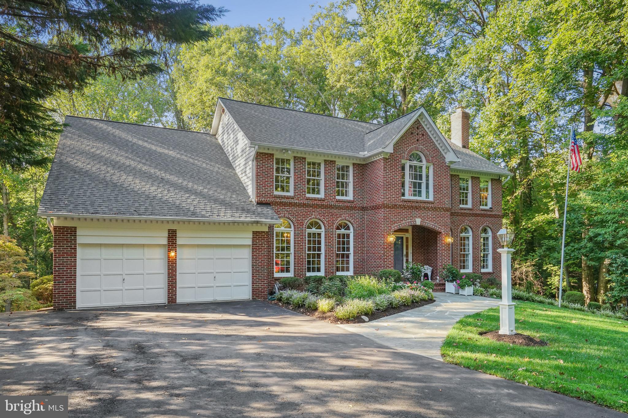 PINE RIDGE - Residential