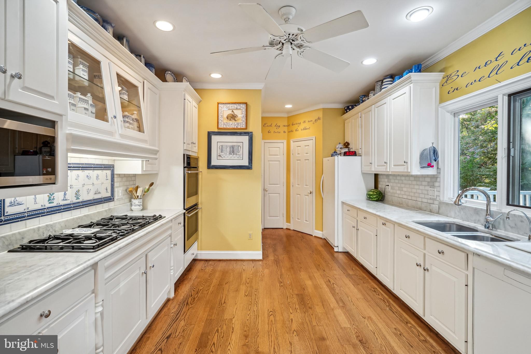 PINE RIDGE - Residential