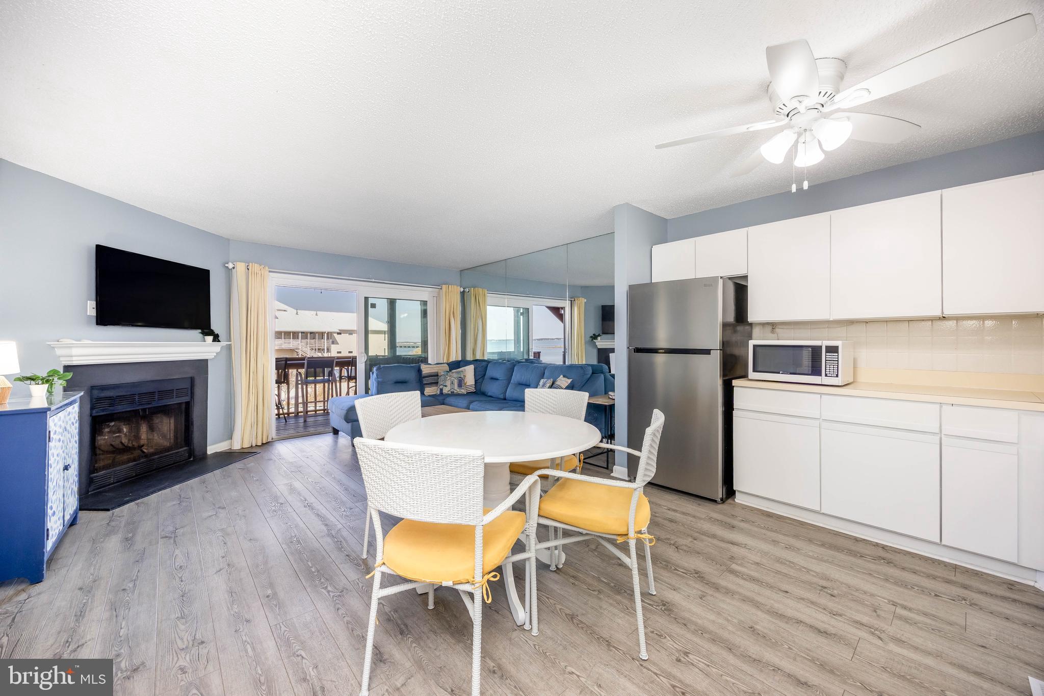 SUNSET LANDING - Residential
