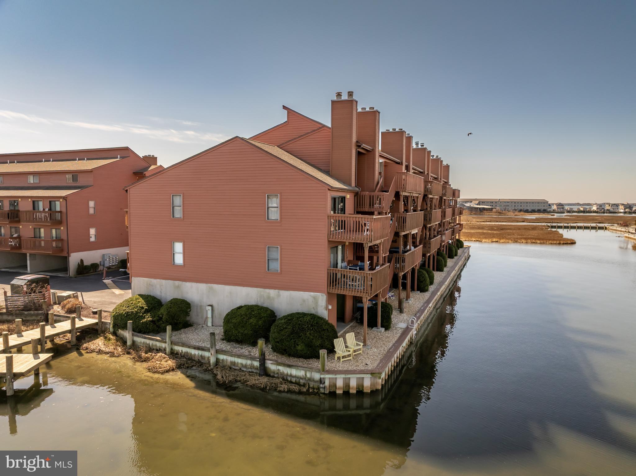 SUNSET LANDING - Residential