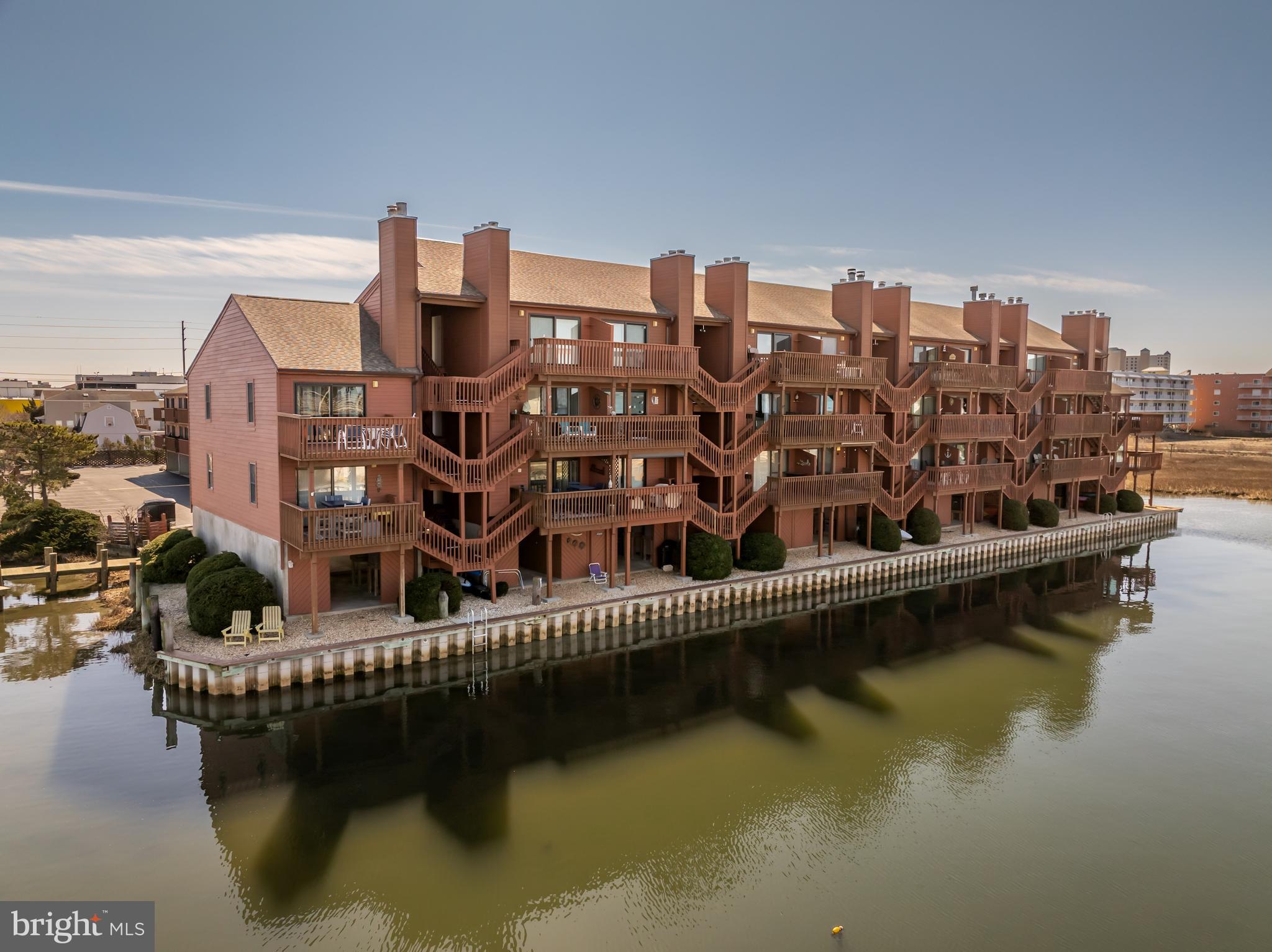 SUNSET LANDING - Residential