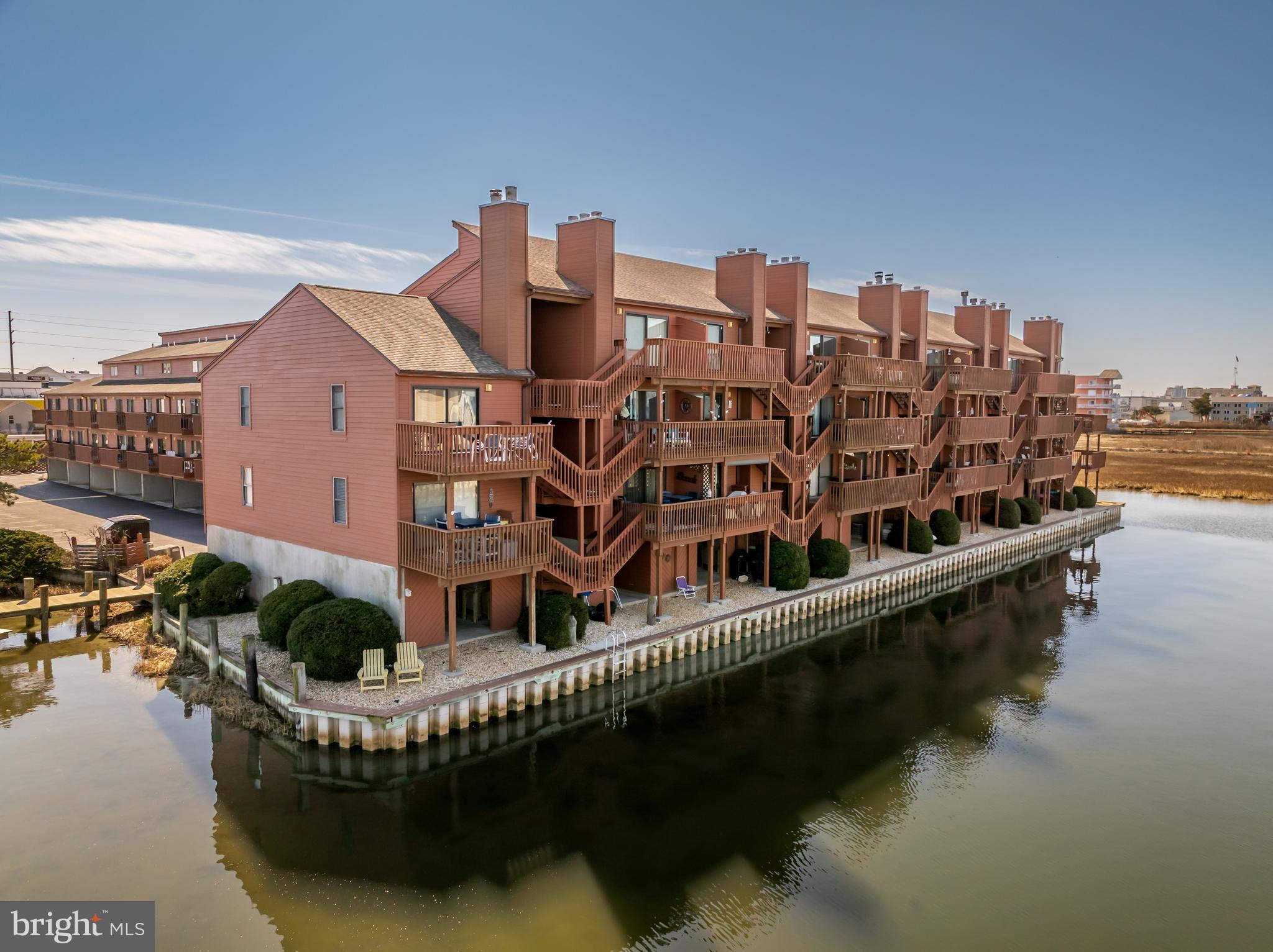 SUNSET LANDING - Residential