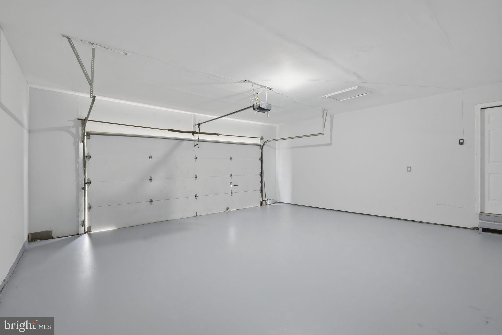 BARNABY KNOLLS PLAT 4 - Residential