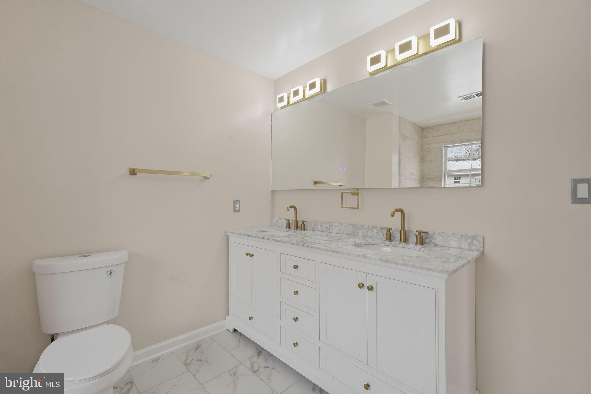 BARNABY KNOLLS PLAT 4 - Residential