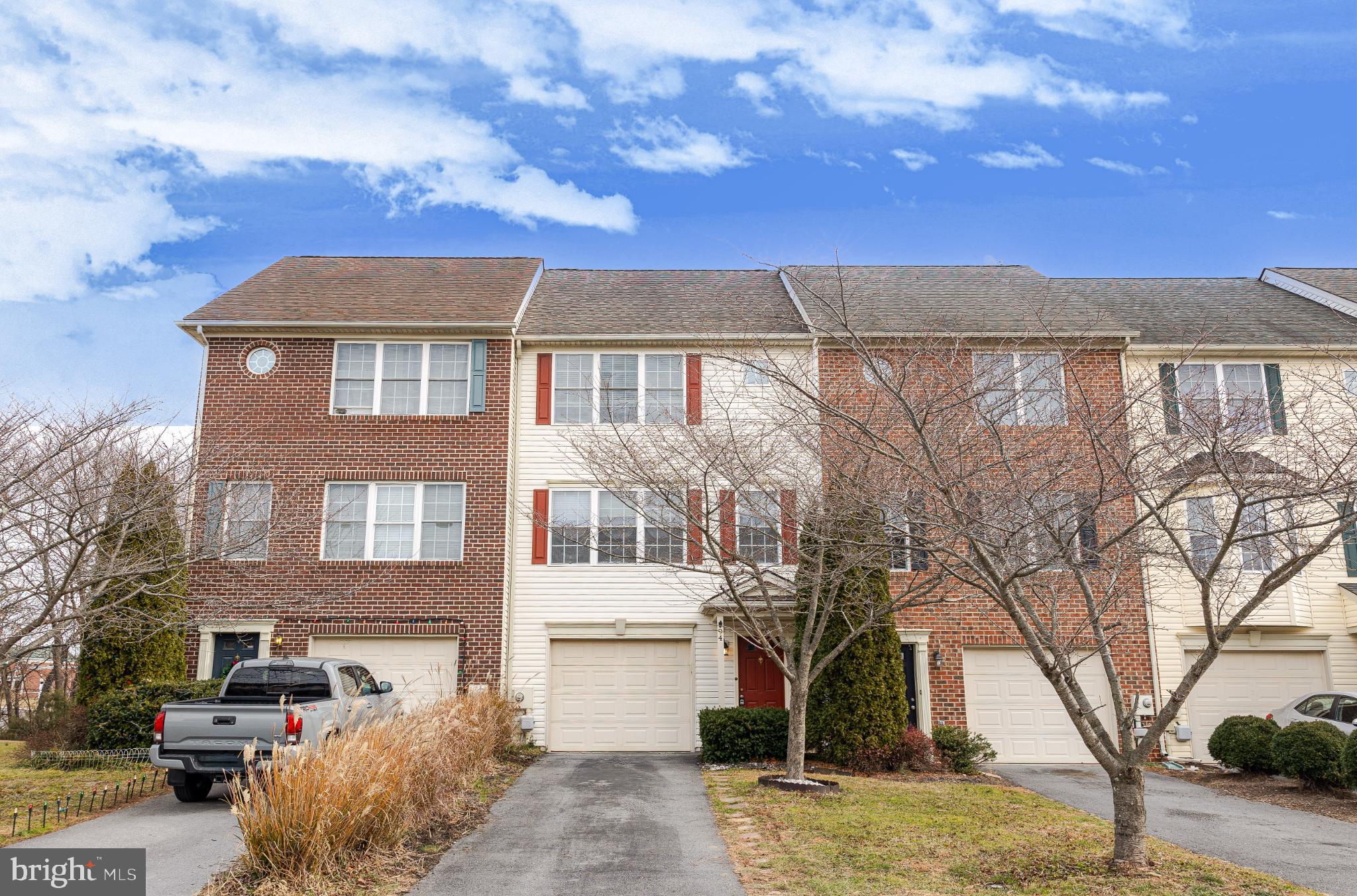 HAMMONDS MILL - Residential