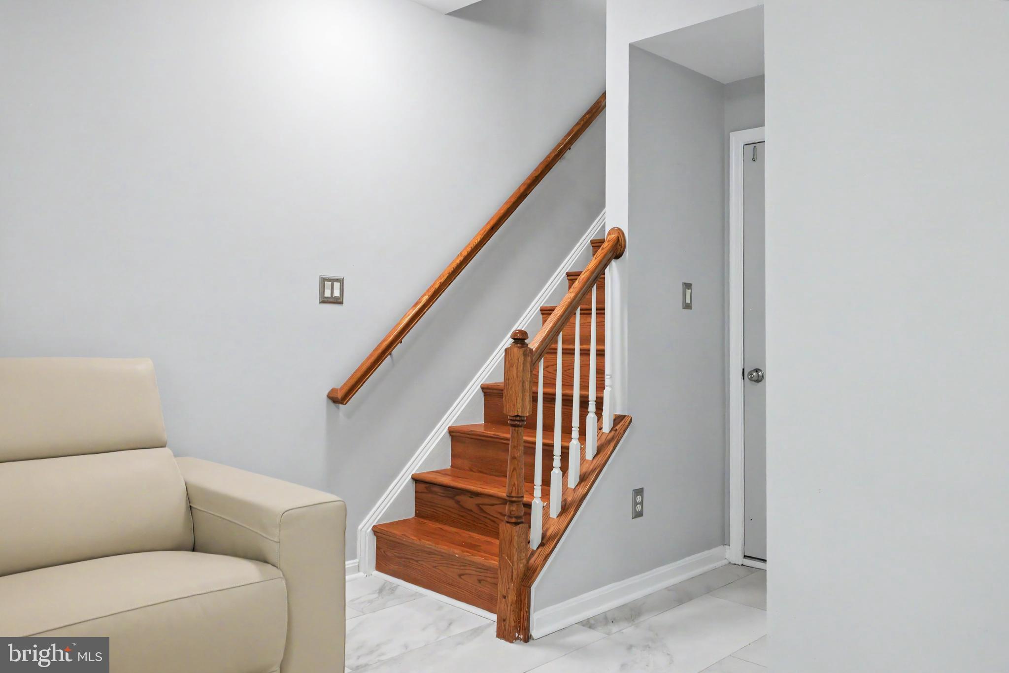 COLONNADE AT DULLES - Residential