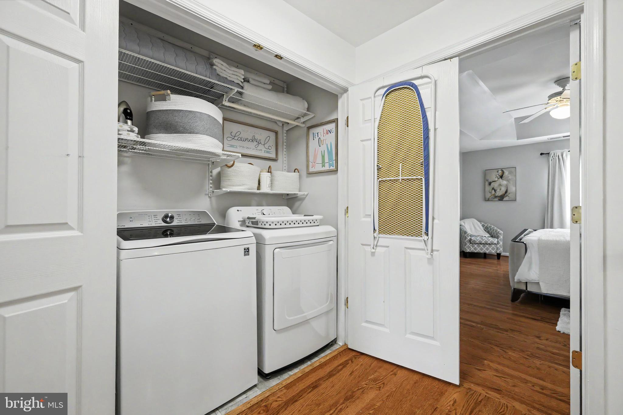 COLONNADE AT DULLES - Residential