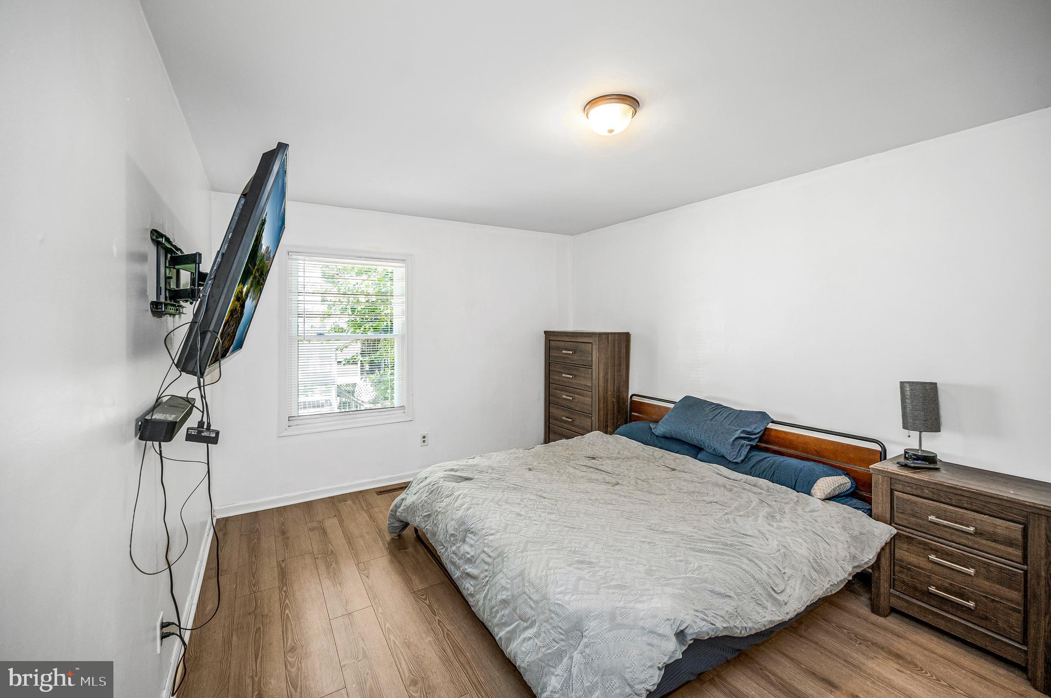 LAKE OF THE WOODS - Residential