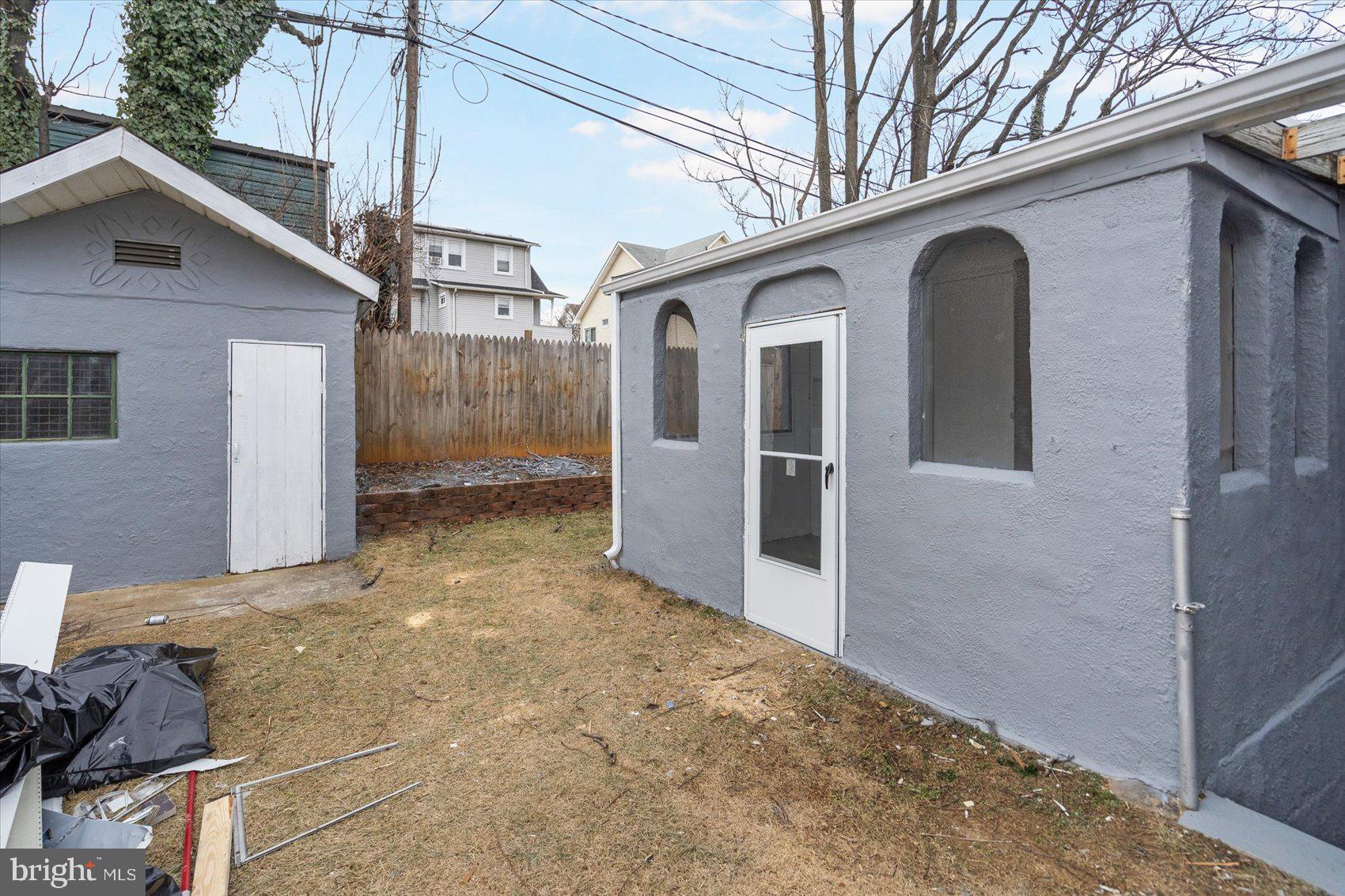 ELMWOOD - Residential