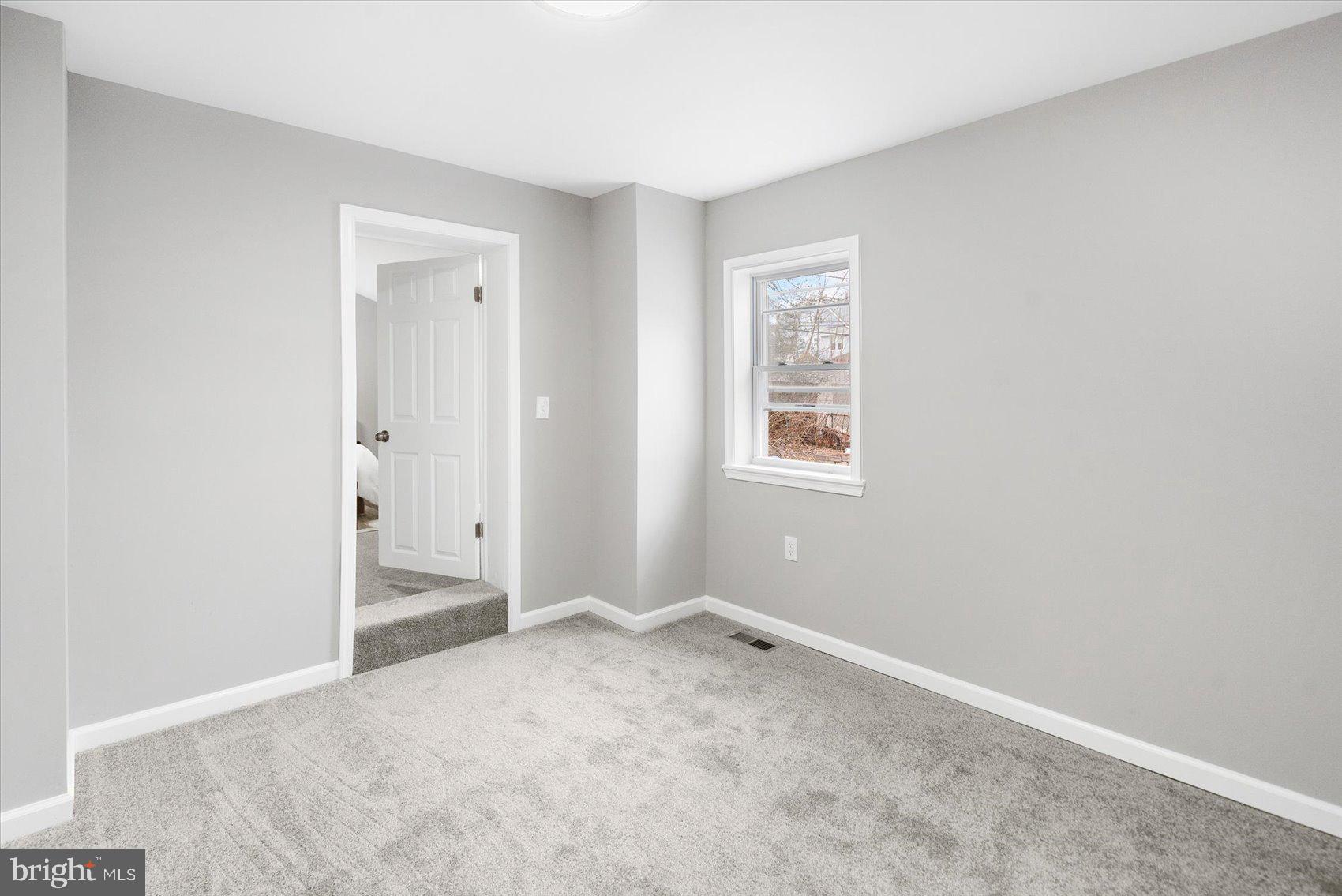 ELMWOOD - Residential