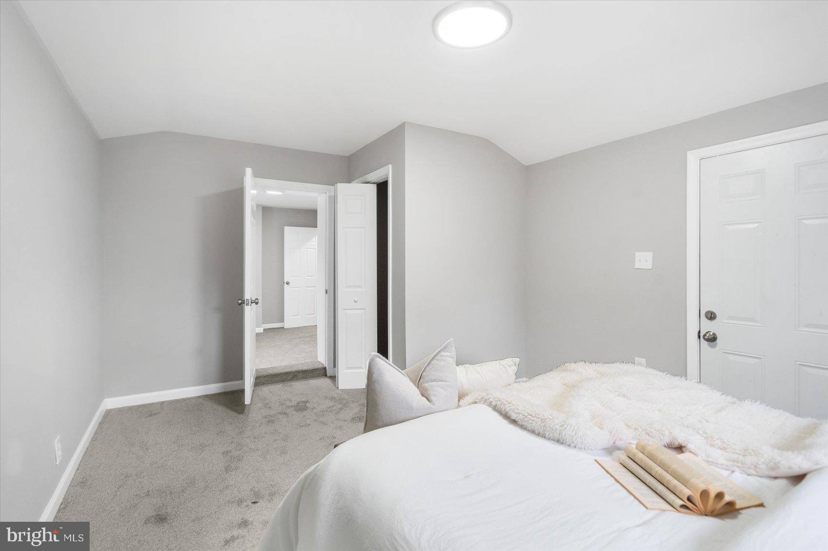 ELMWOOD - Residential