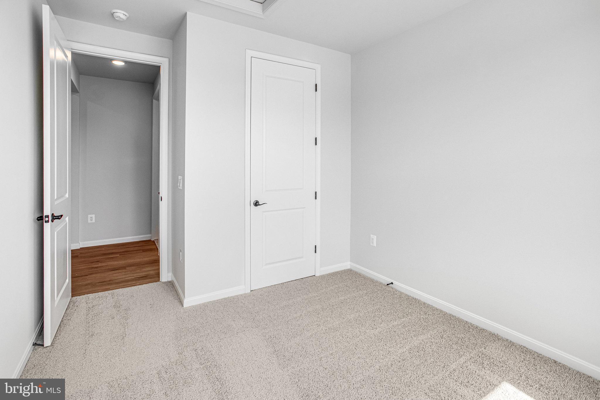 SEASONS AT ROUND MILL MEADOWS - Residential