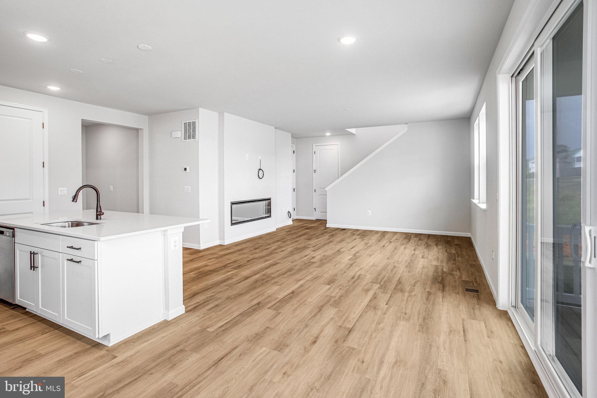SEASONS AT ROUND MILL MEADOWS - Residential