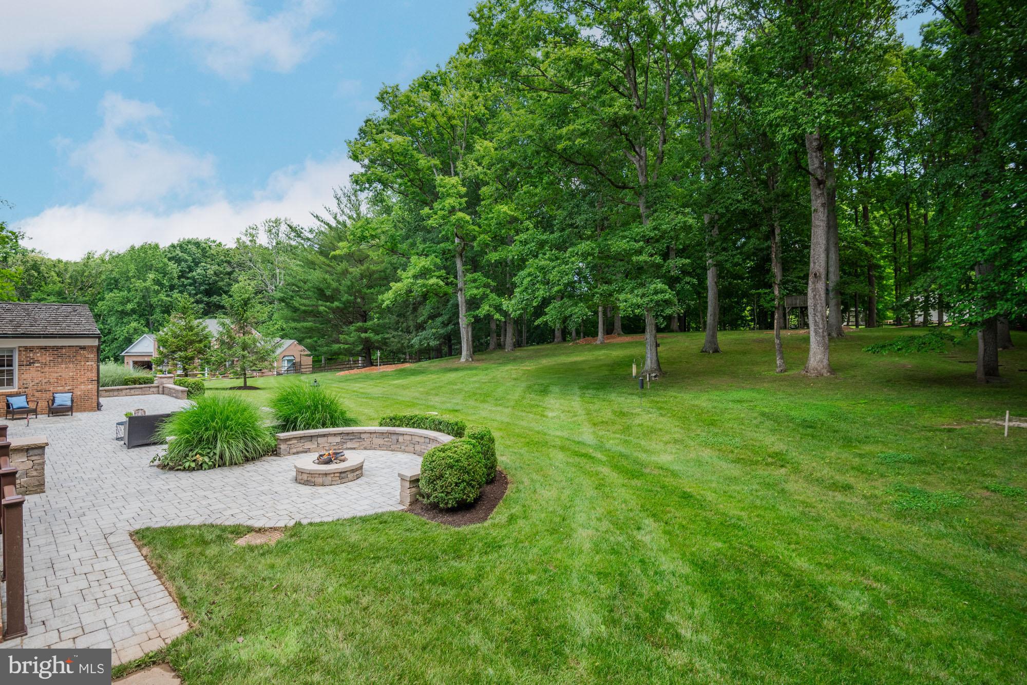 POTOMAC FALLS - Residential