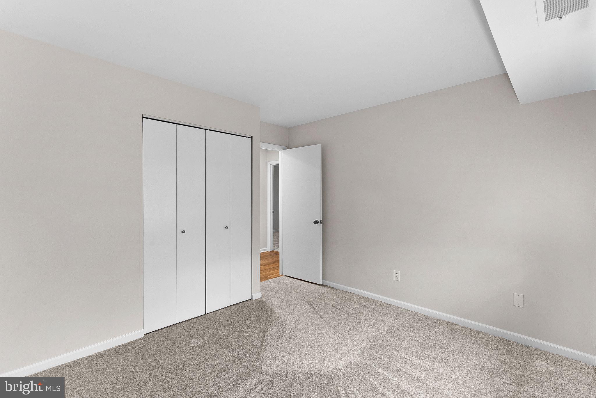PEMBROOKE - Residential