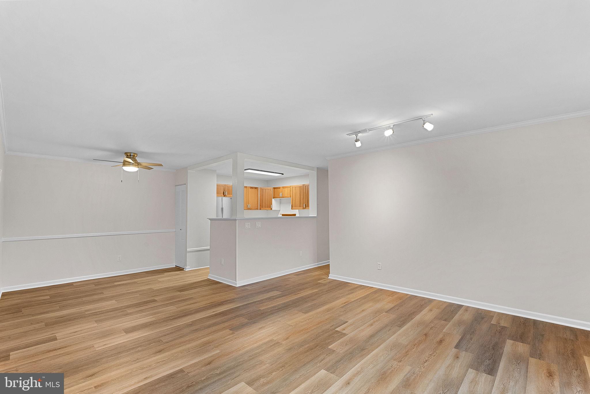 PEMBROOKE - Residential