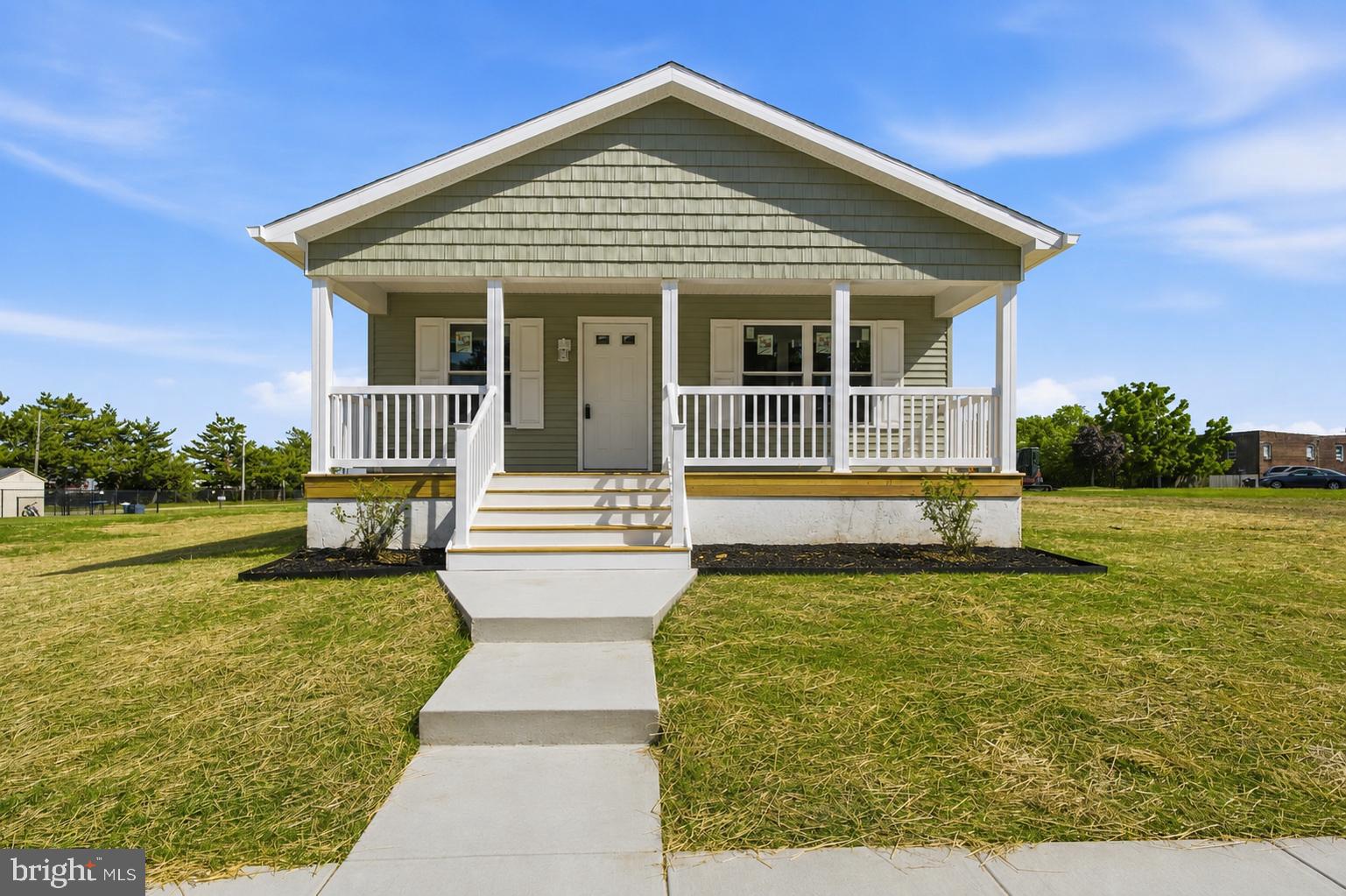 New Build in Marcus Hook!

Welcome home to your newly built three bedroom and 2 bathroom house. This new build is bright and ready for it's first owners. There is a laundry area with hookups, so you can add the just right laundry machines. Electric appliance throughout and effecient mini-splits to get the right temperature in every space. The full basement is huge, dry, and ready for whatever you'd like. You could finish for living space, kid's play area, or just huge storage!

Sign up for your tour before it is too late!