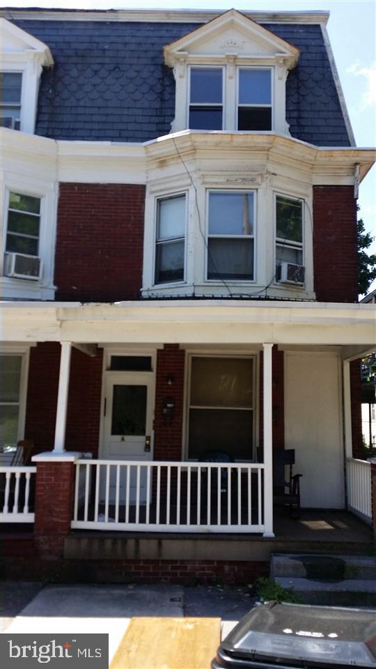 Great investment property! Currently rented with great cash flow...$500+/month clear..."AS IS" needs some freshening up but is priced accordingly. End unit with potential plus a garage with electric to rent!
