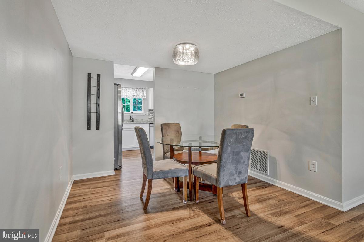 HAMPSHIRE - Residential