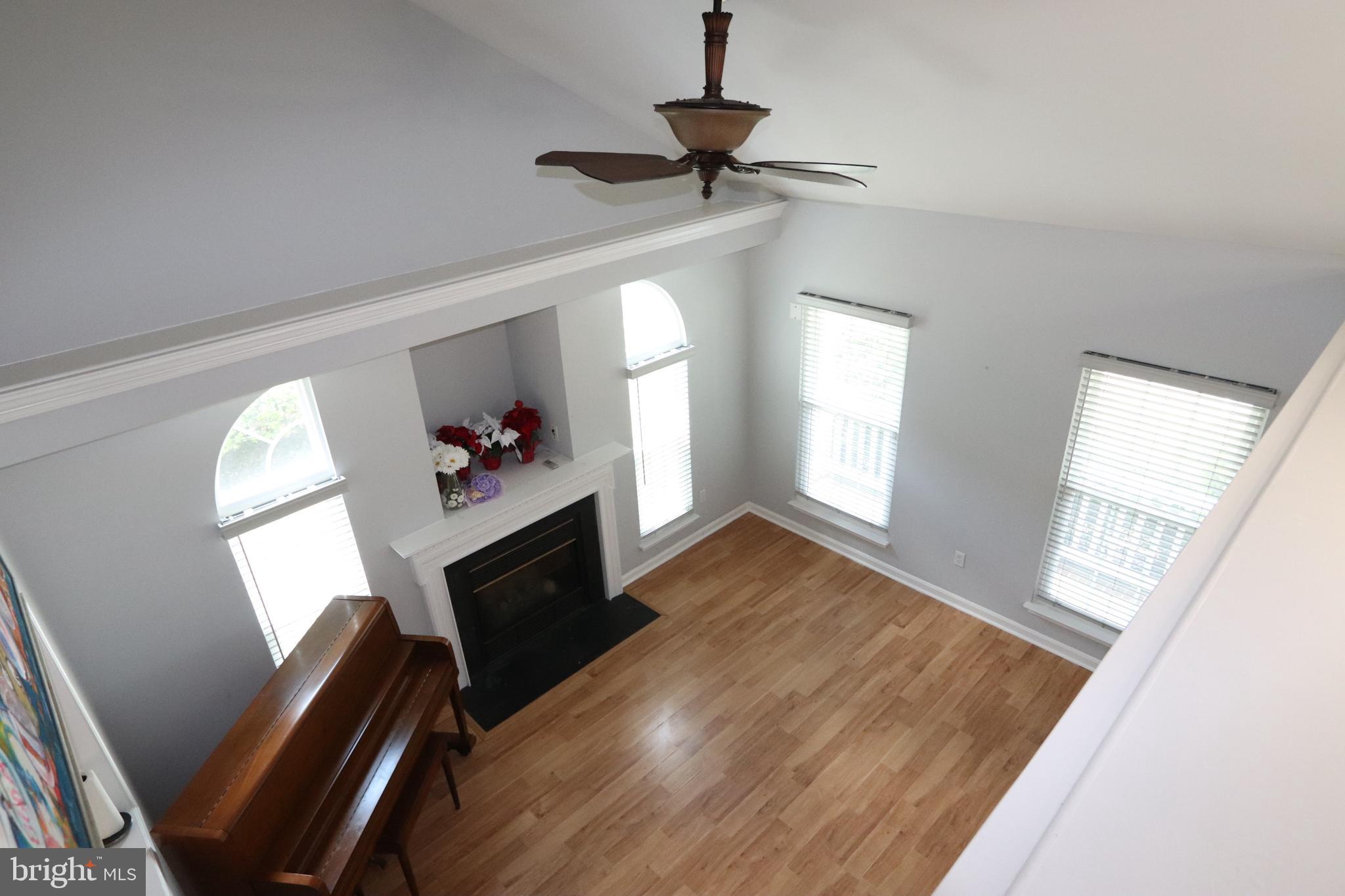 ROLLING MEADOWS SUB - Residential