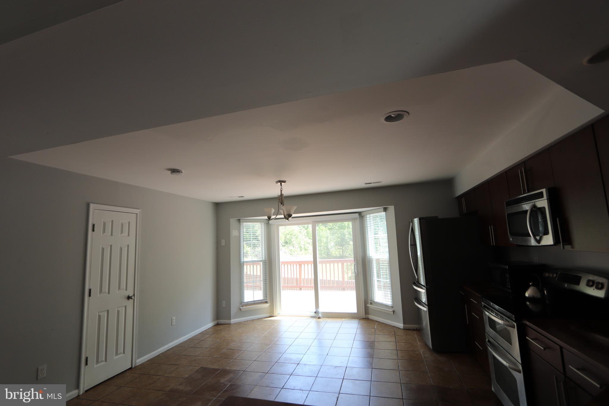 ROLLING MEADOWS SUB - Residential