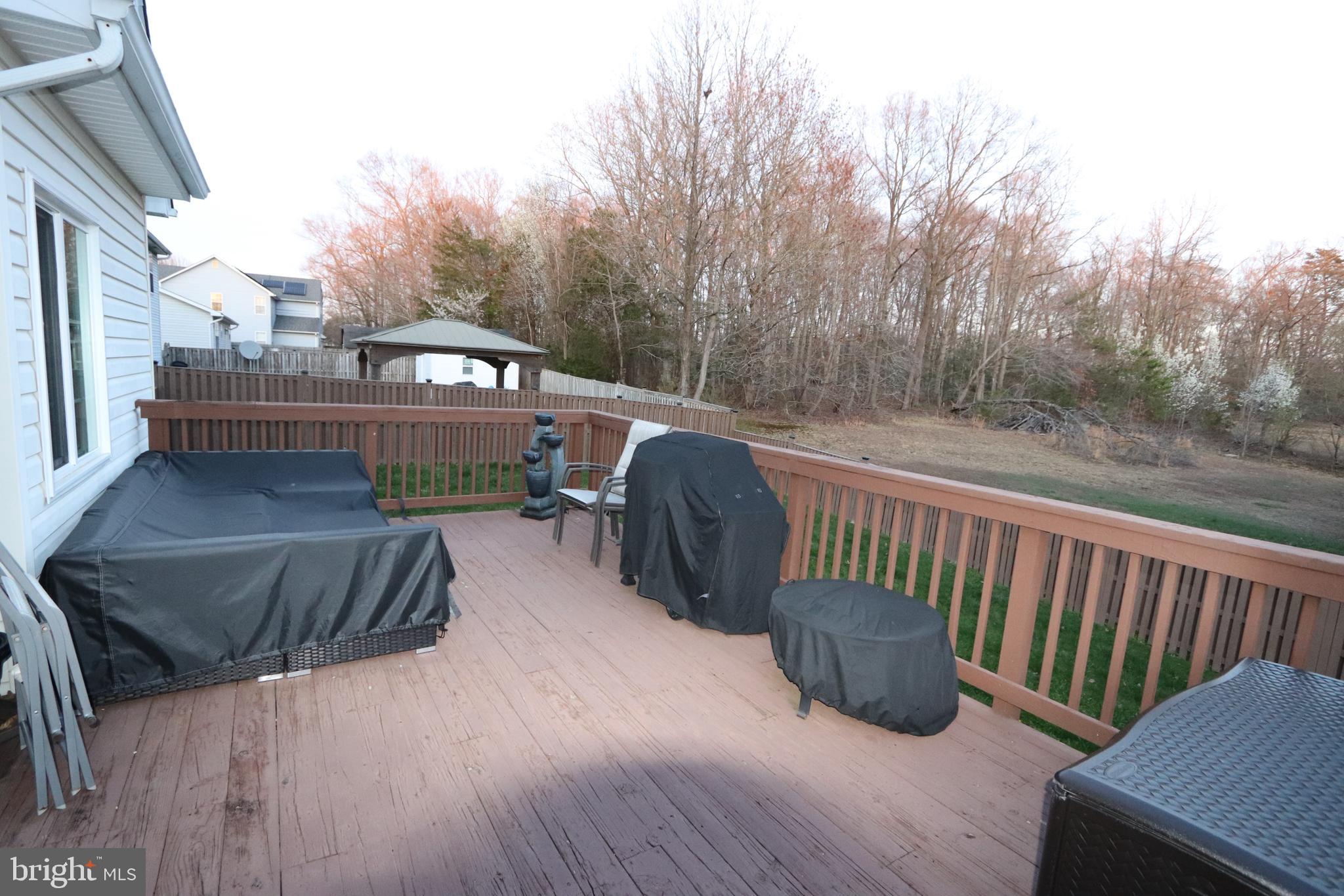 ROLLING MEADOWS SUB - Residential