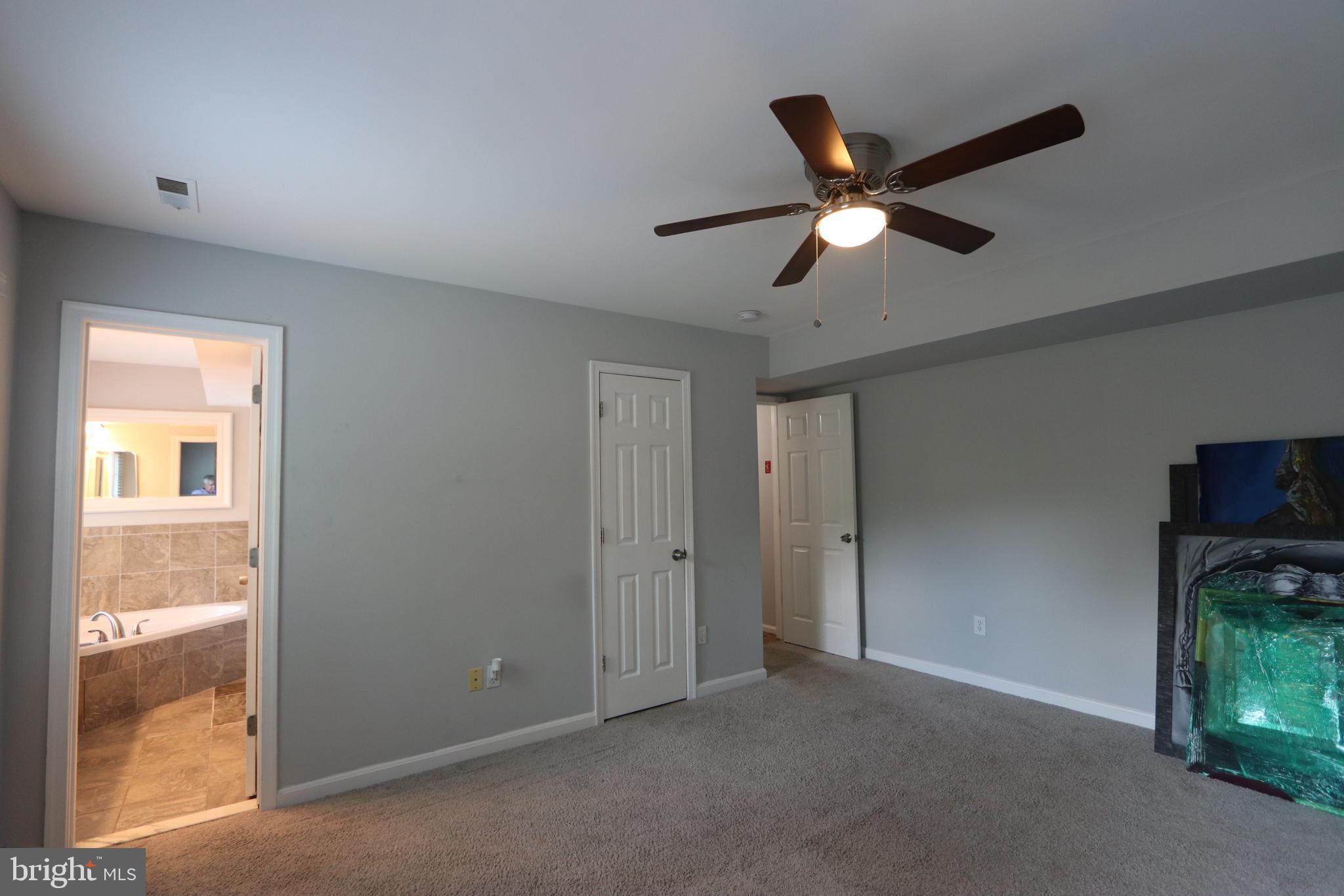 ROLLING MEADOWS SUB - Residential