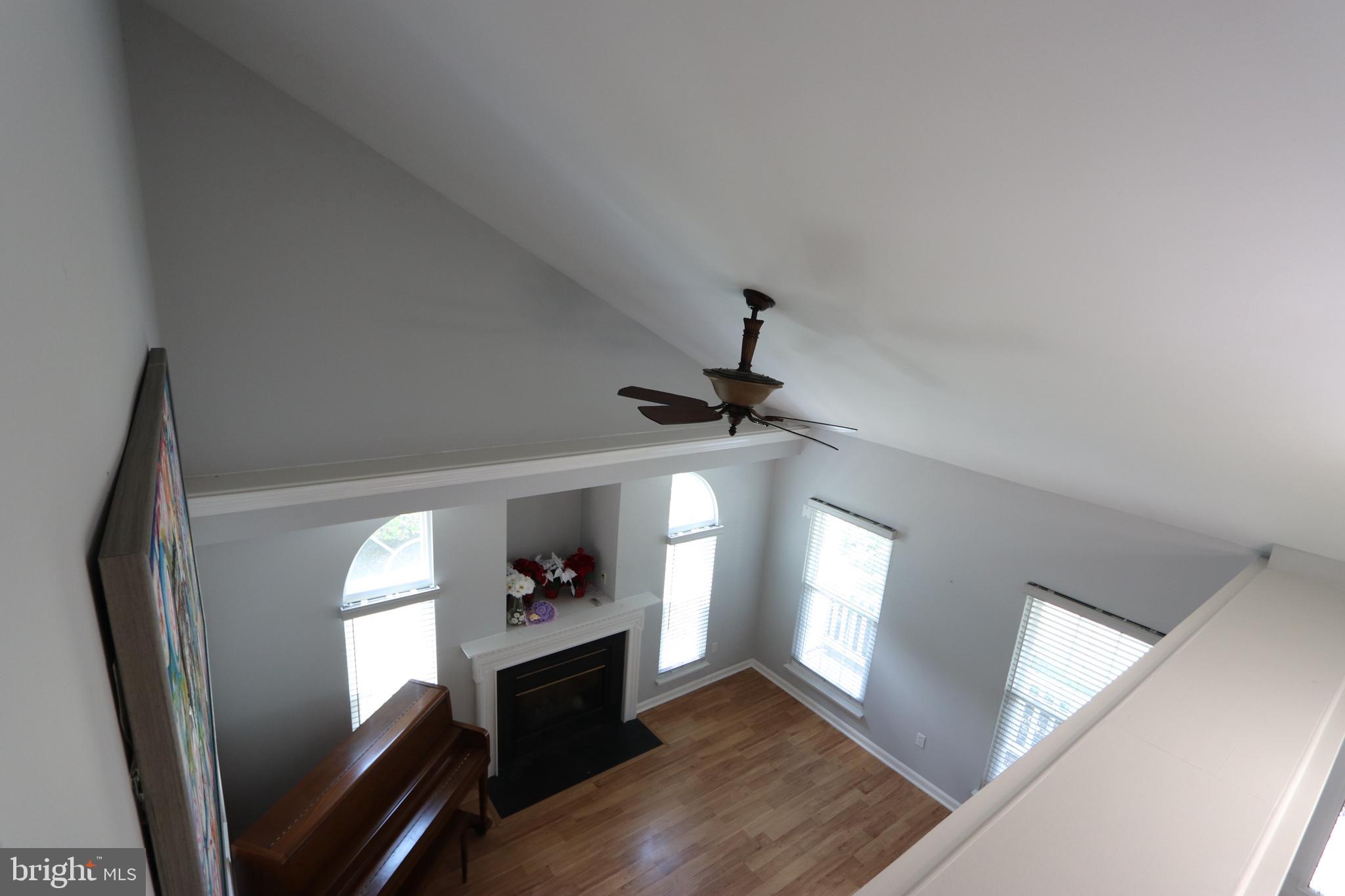 ROLLING MEADOWS SUB - Residential