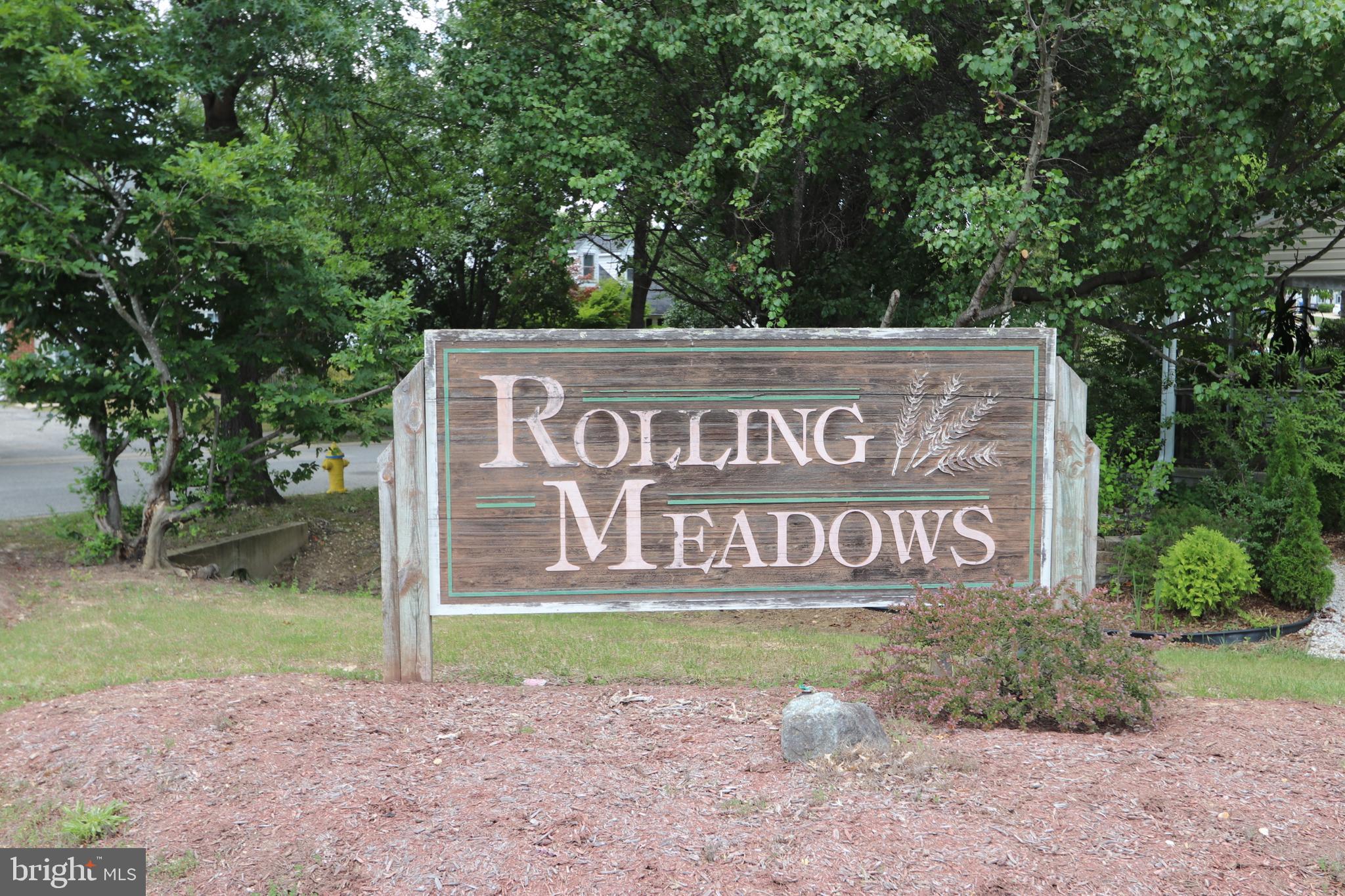 ROLLING MEADOWS SUB - Residential