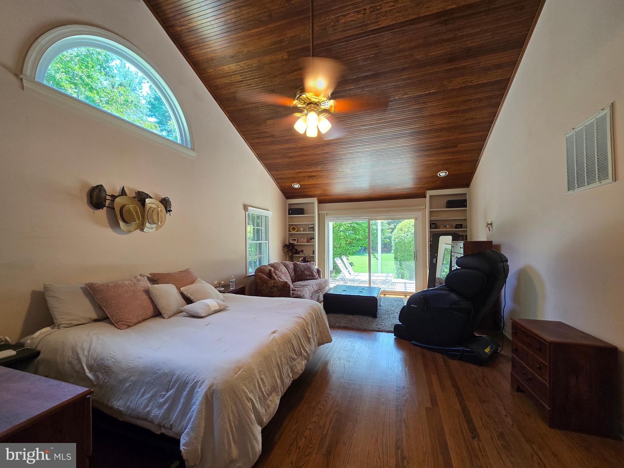 OAKLANDS - Residential
