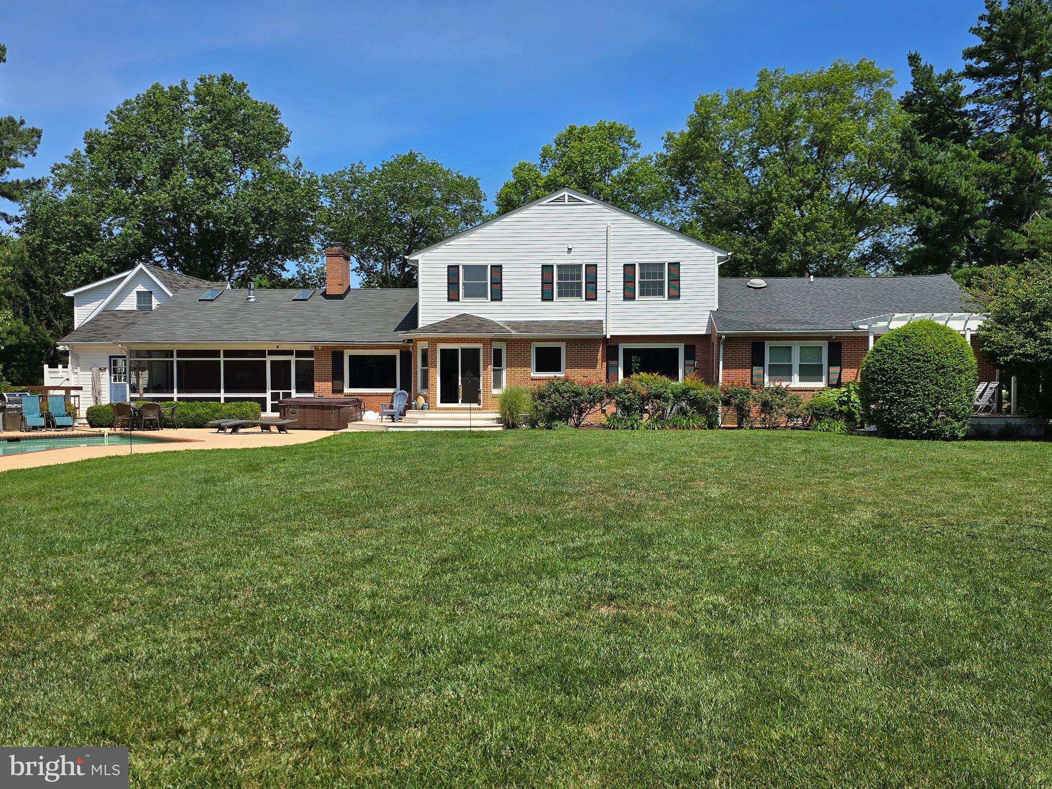 OAKLANDS - Residential
