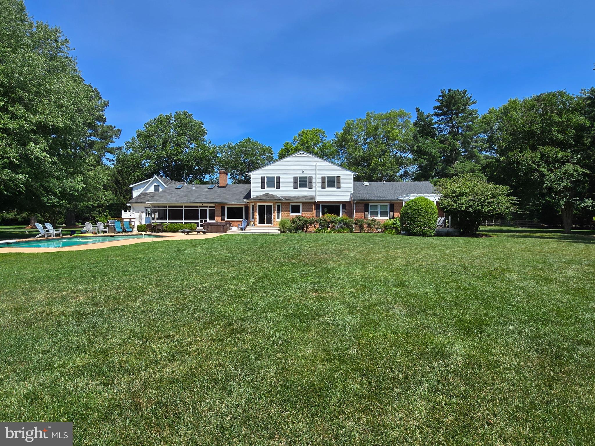 OAKLANDS - Residential