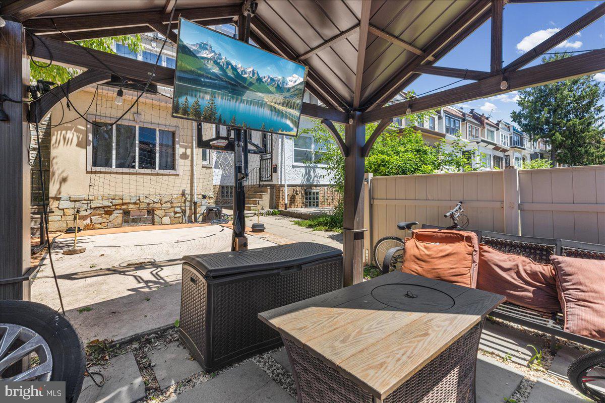 OVERBROOK FARMS - Residential