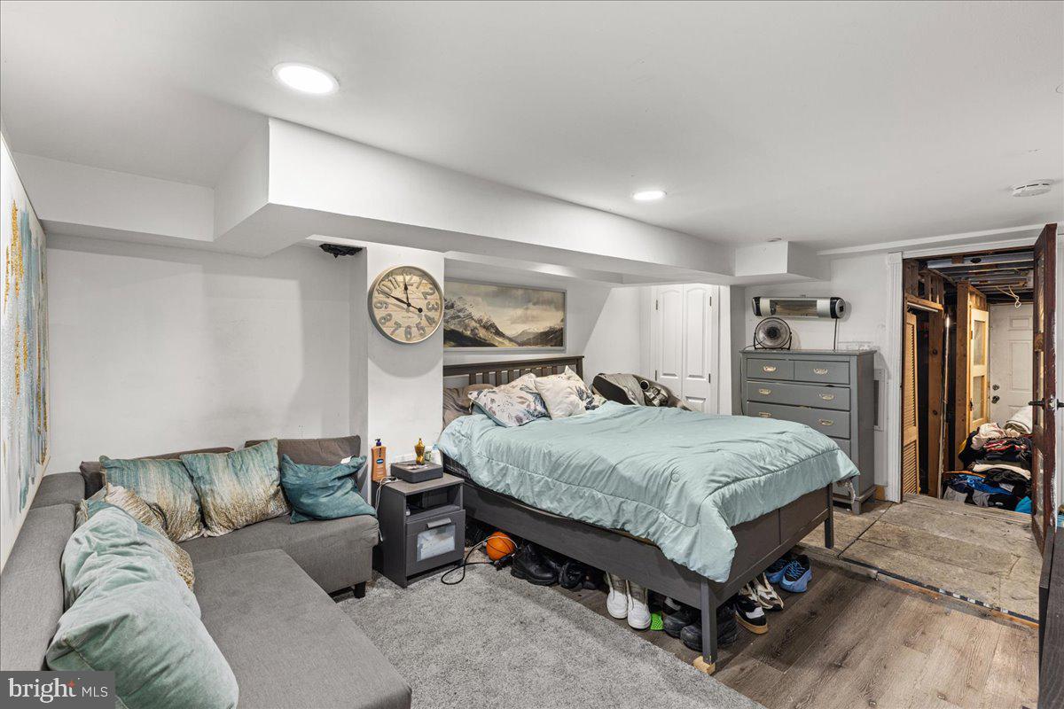 OVERBROOK FARMS - Residential