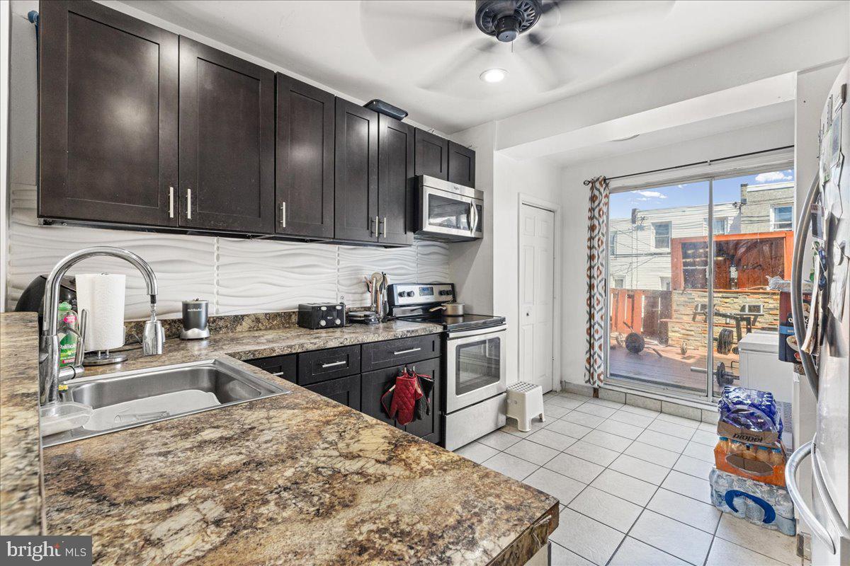 OVERBROOK FARMS - Residential