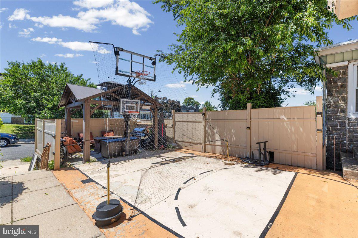 OVERBROOK FARMS - Residential