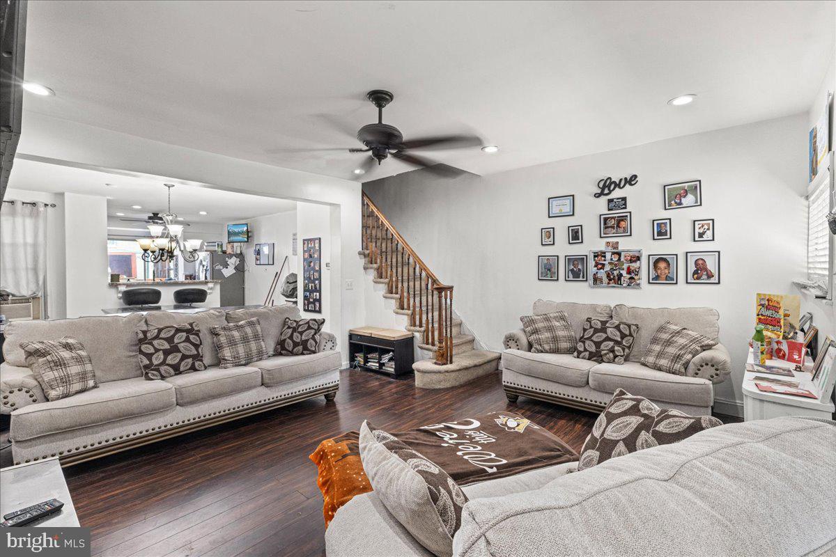 OVERBROOK FARMS - Residential