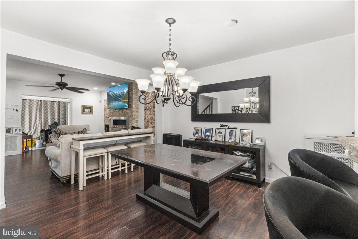 OVERBROOK FARMS - Residential