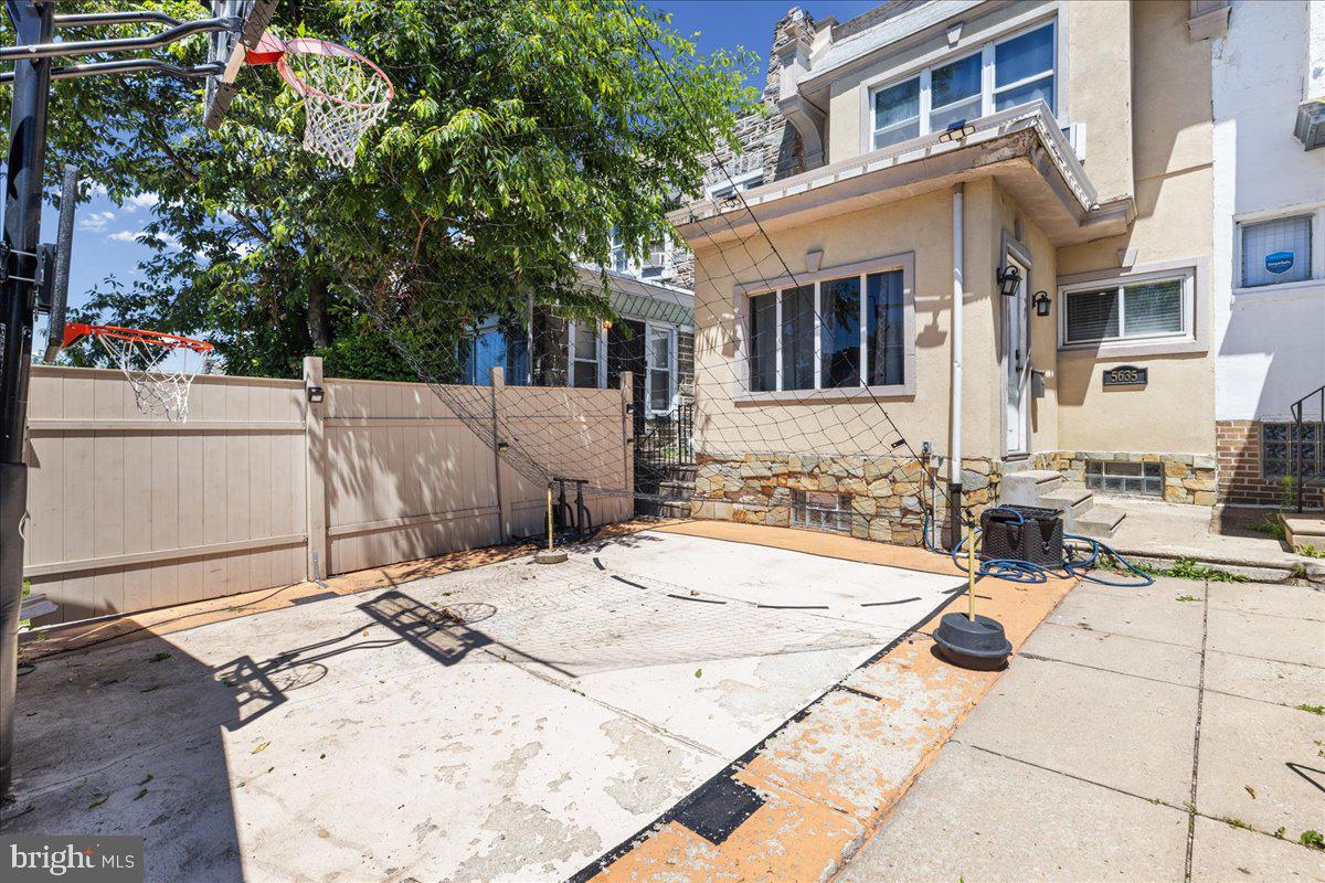 OVERBROOK FARMS - Residential