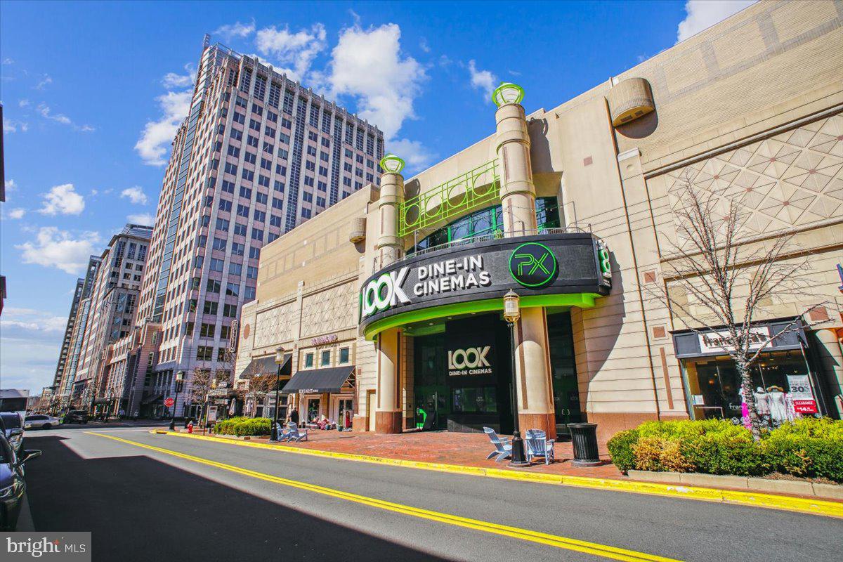 RESTON - Residential