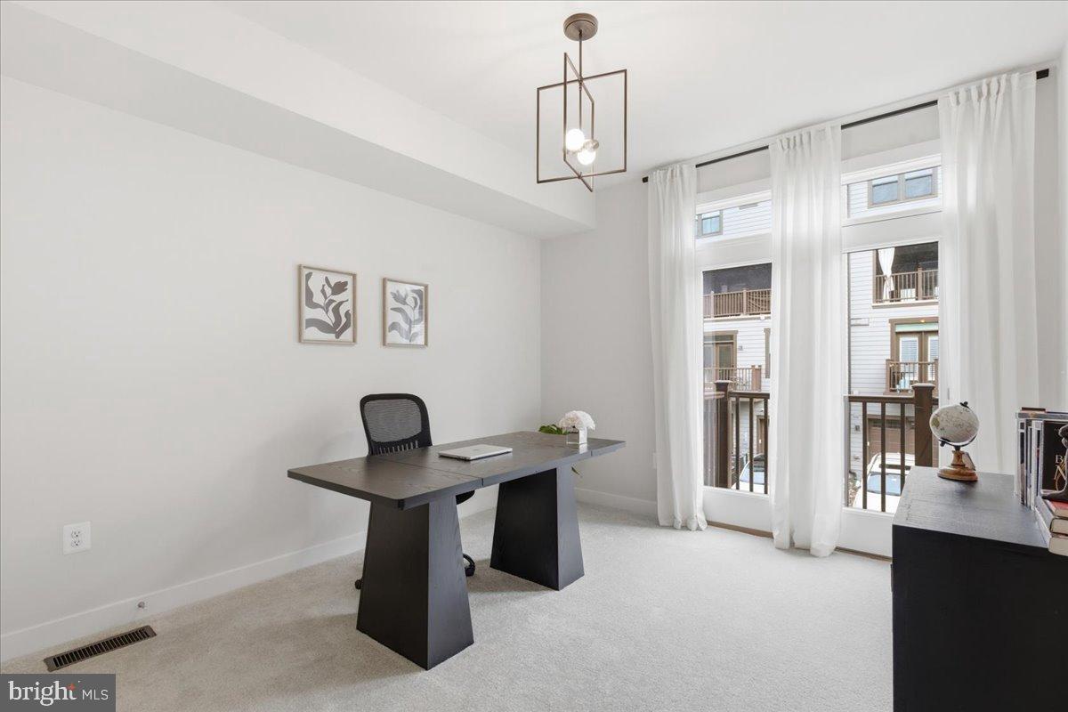 POTOMAC SHORES - Residential