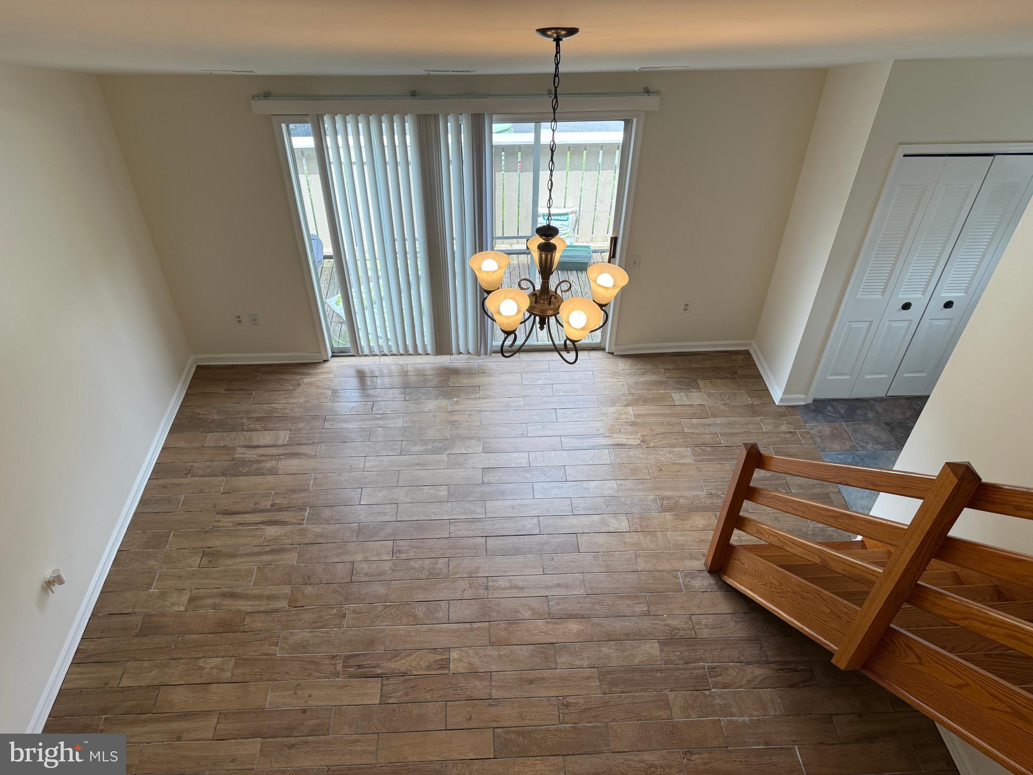 WOODLANDS NORTH - Residential