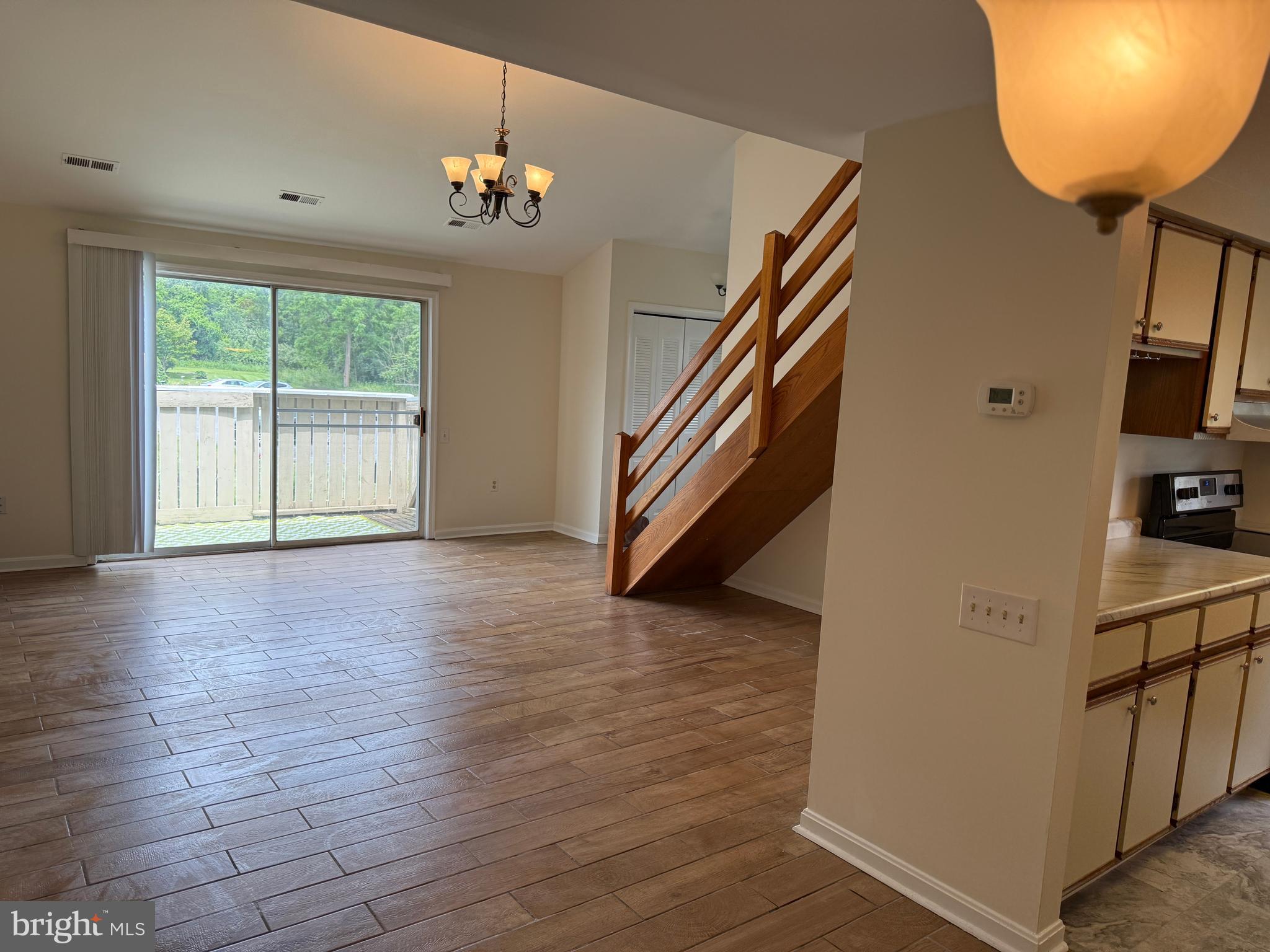 WOODLANDS NORTH - Residential
