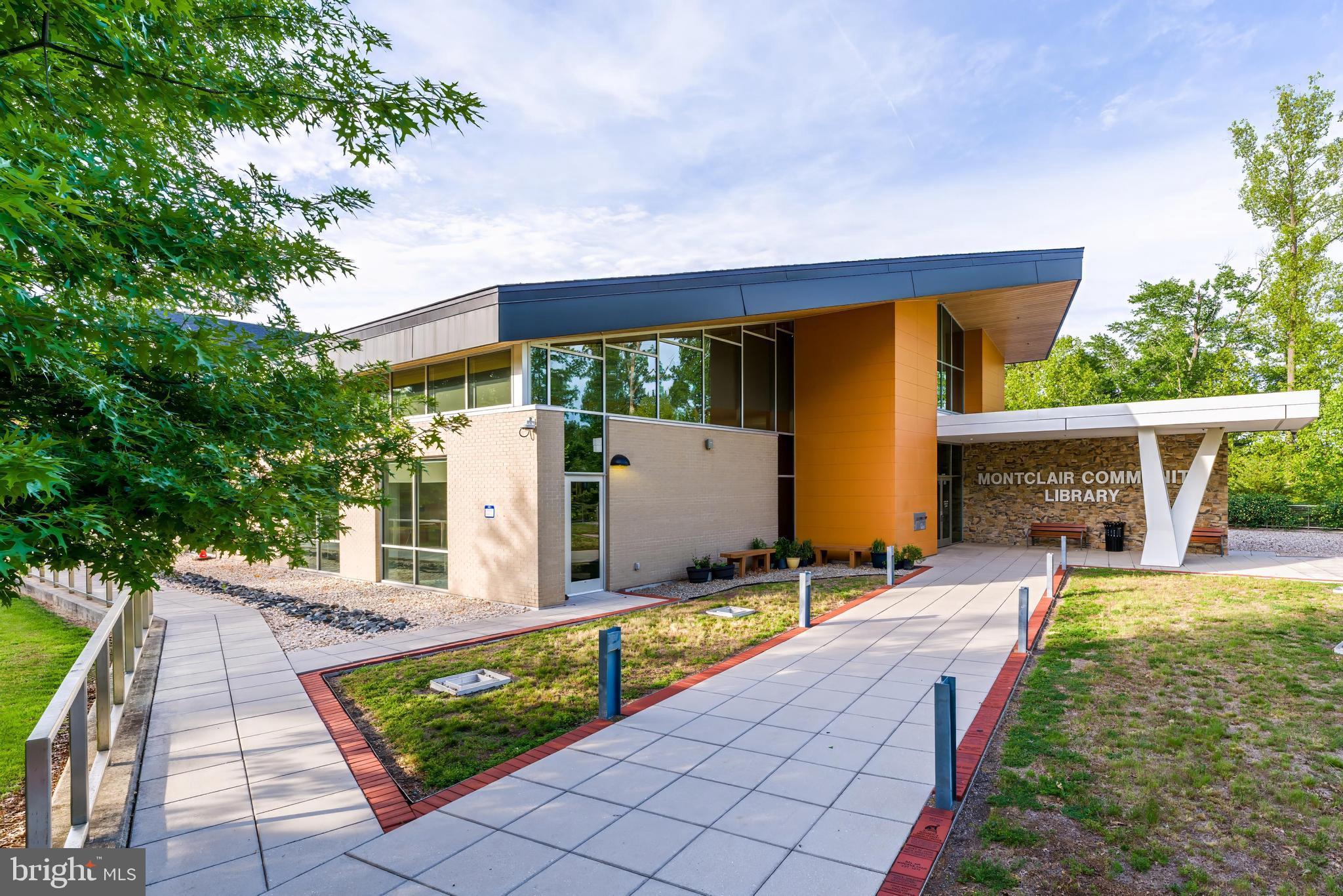 MONTCLAIR ST1 - Residential