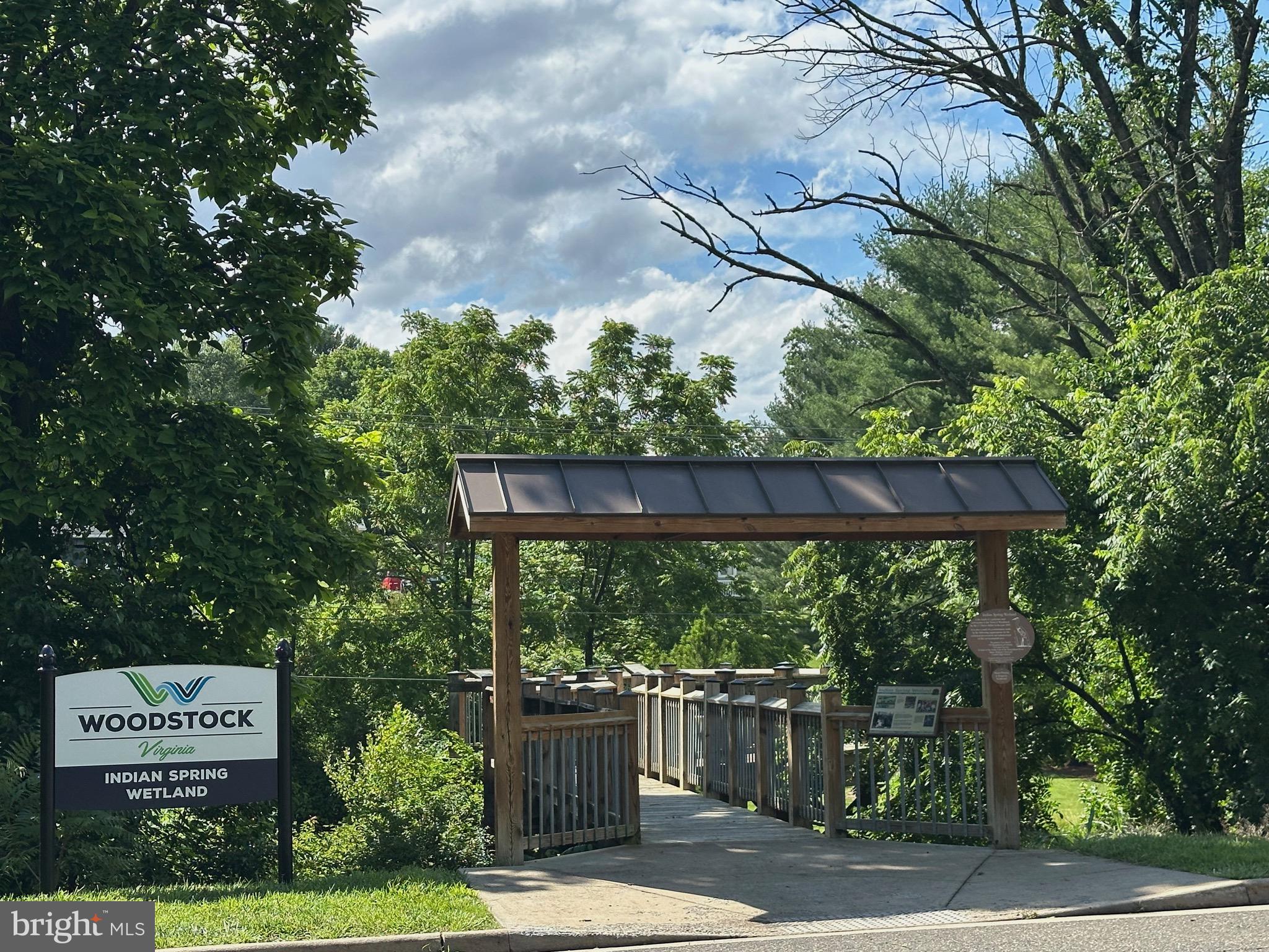 JOHNSTON WOODSTOCK - Residential