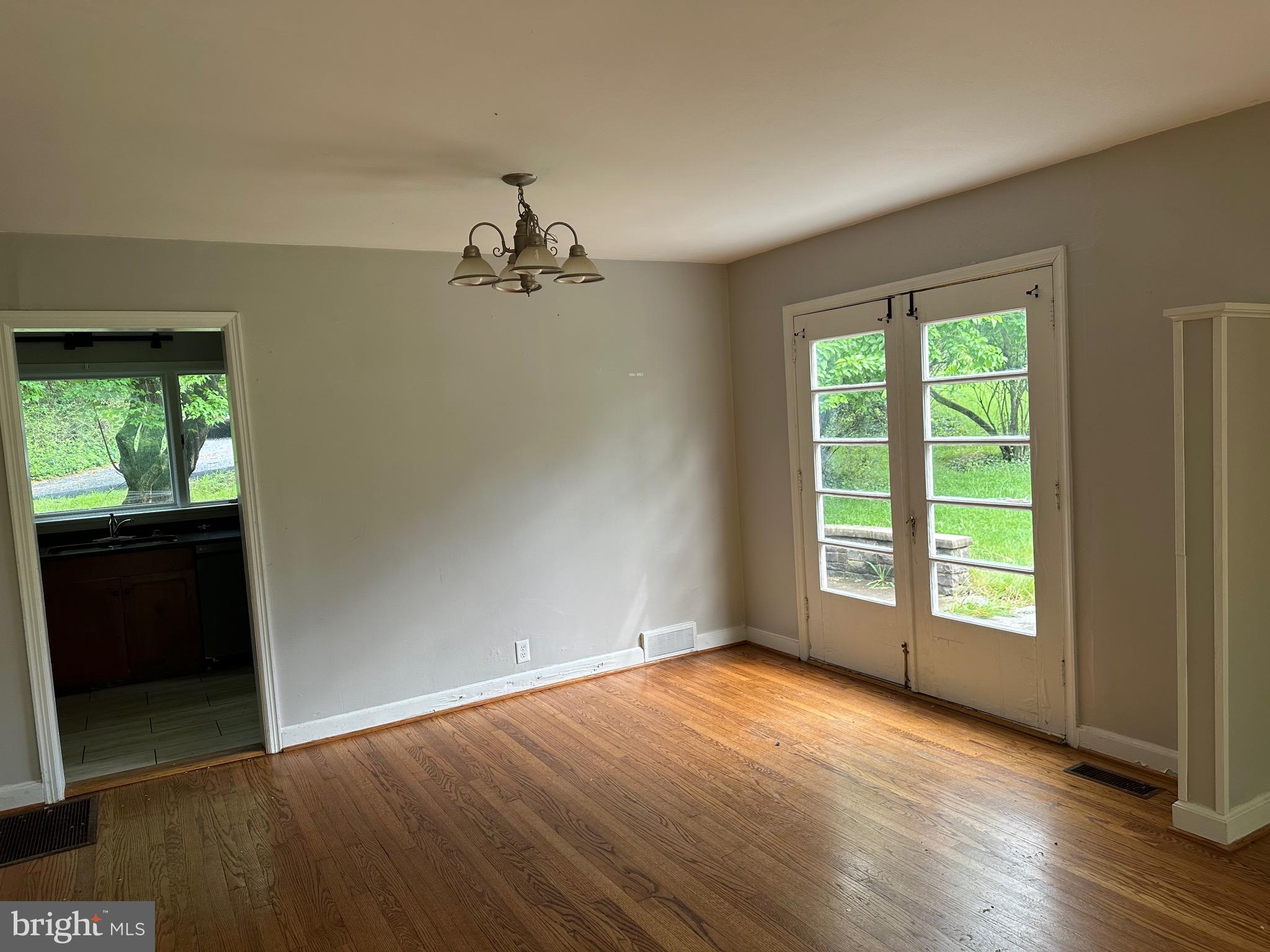 JOHNSTON WOODSTOCK - Residential