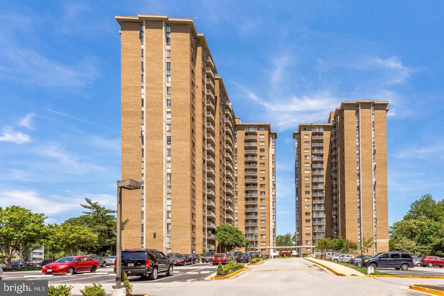 Location, location, location! Just minutes from Washington, DC, this well kept 2 bed 2 bathroom condo offers unbeatable convenience with easy access to major commuter routes and nearby public transportation. Close to shopping, dining, and everyday essentials and perfect for those seeking a connected, low-maintenance life style in the heart of Adelphi! Condo fee includes all utilities and maintenance, making ownership simple and stress free! OWNER-OCCUPIED. Seller may need a 30 day rent back.
PHOTOS SHOWN ARE FROM WHEN THE SELLER BOUGHT THE PROPERTY AND ARE PROVIDED TO ILLUSTRATE THE HOME WITHOUT FURNISHING.