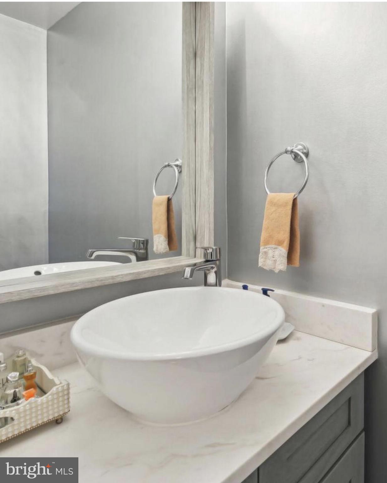 WESTBARD MEWS - Residential Lease