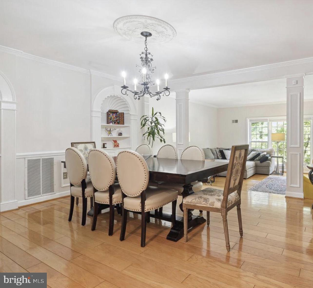 WESTBARD MEWS - Residential Lease