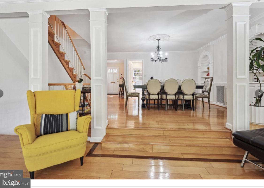 WESTBARD MEWS - Residential Lease